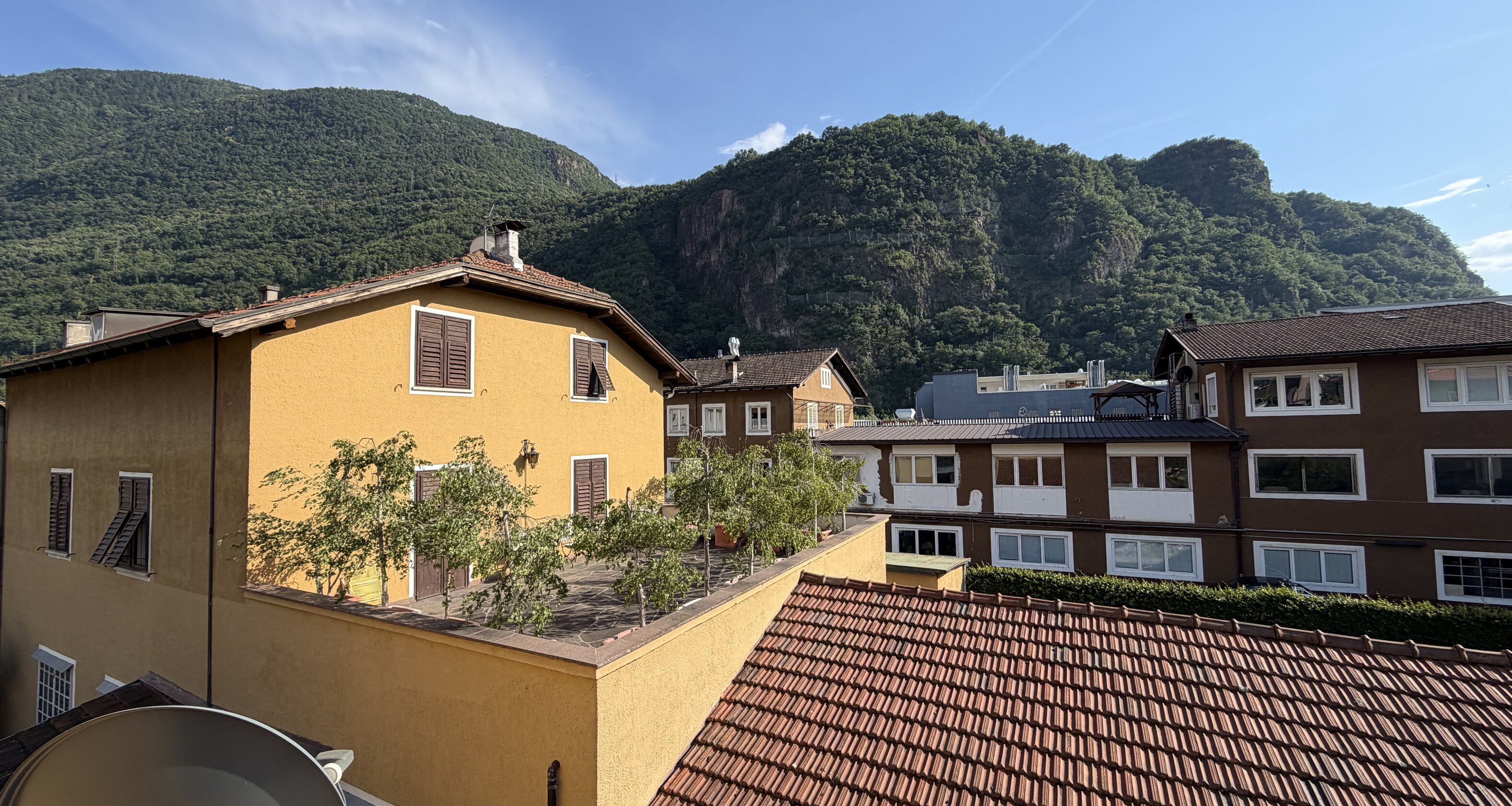 Helles Büro mit toller Terrasse