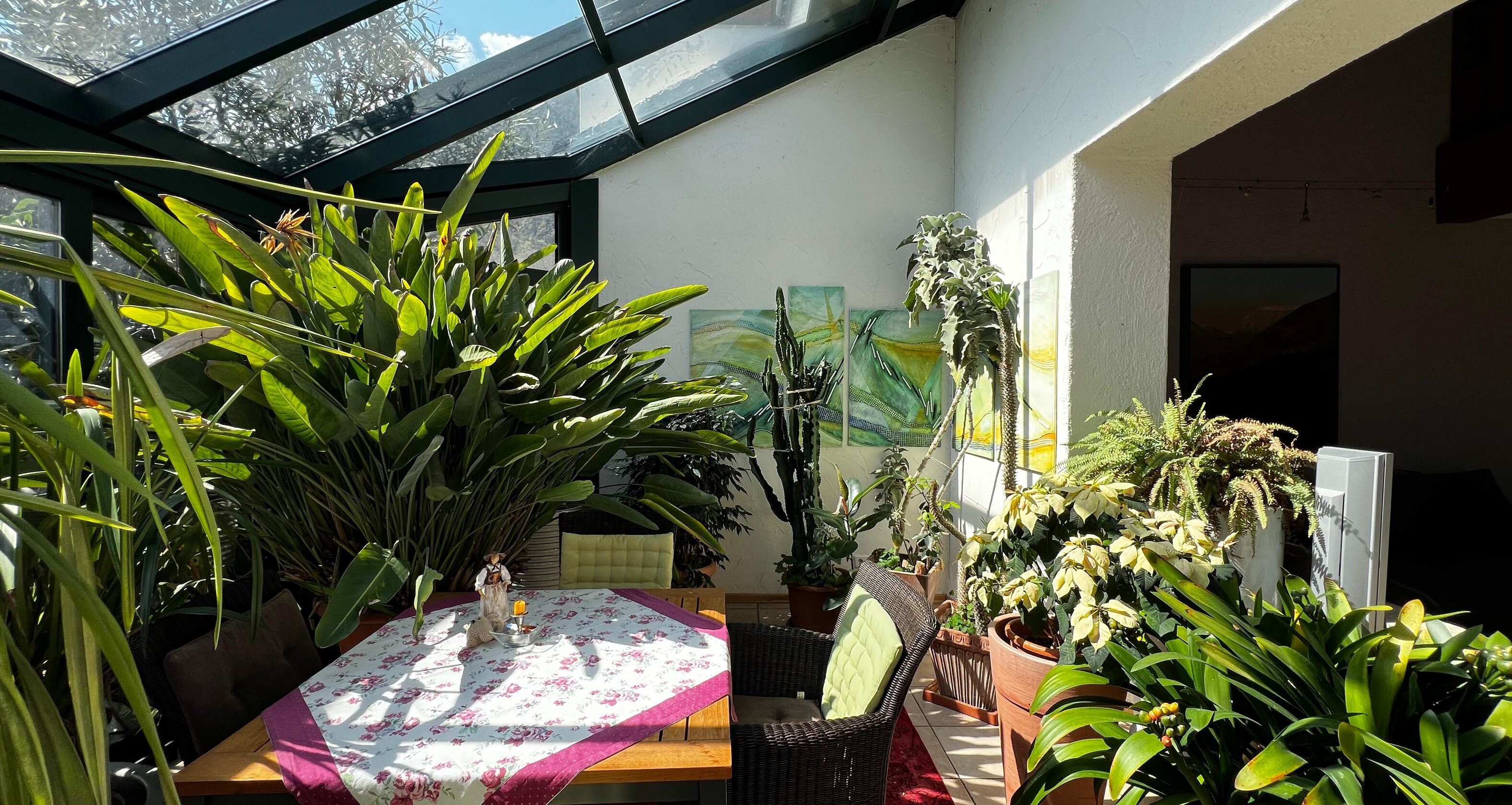 Charmantes Einfamilienhaus mit traumhaftem Privatgarten in ruhiger Lage