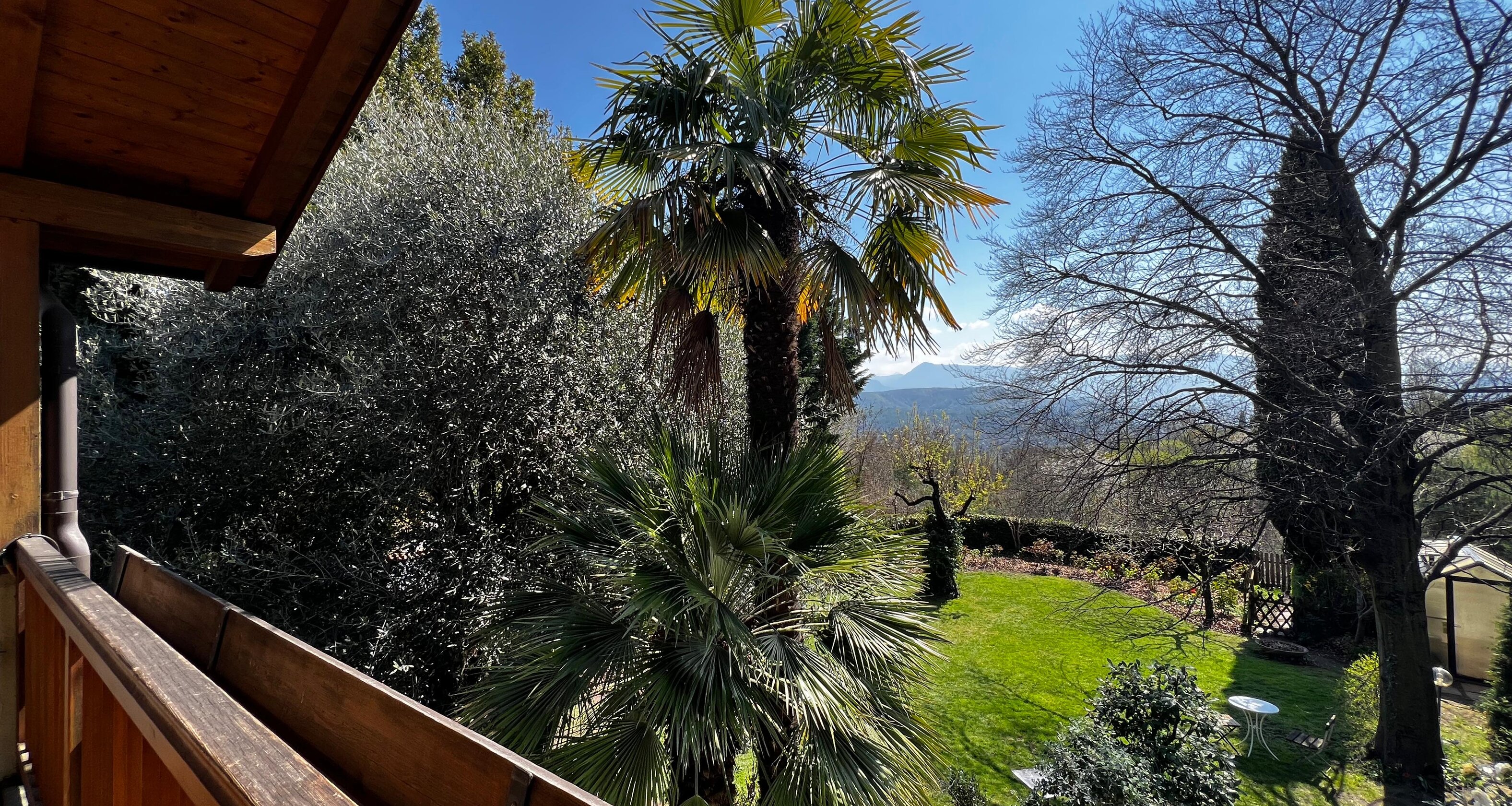 Charmantes Einfamilienhaus mit traumhaftem Privatgarten in ruhiger Lage