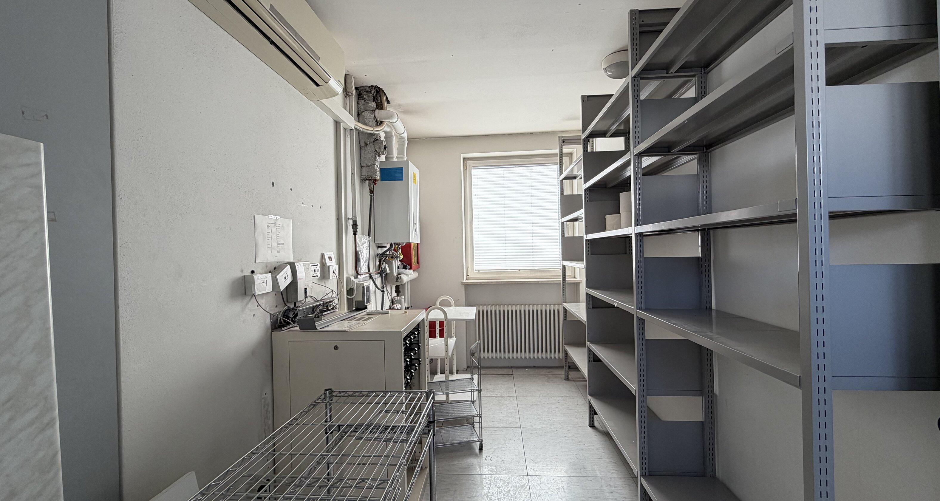 Großes Büro im 3. Stock: 260 m² mit Top-Ausstattung