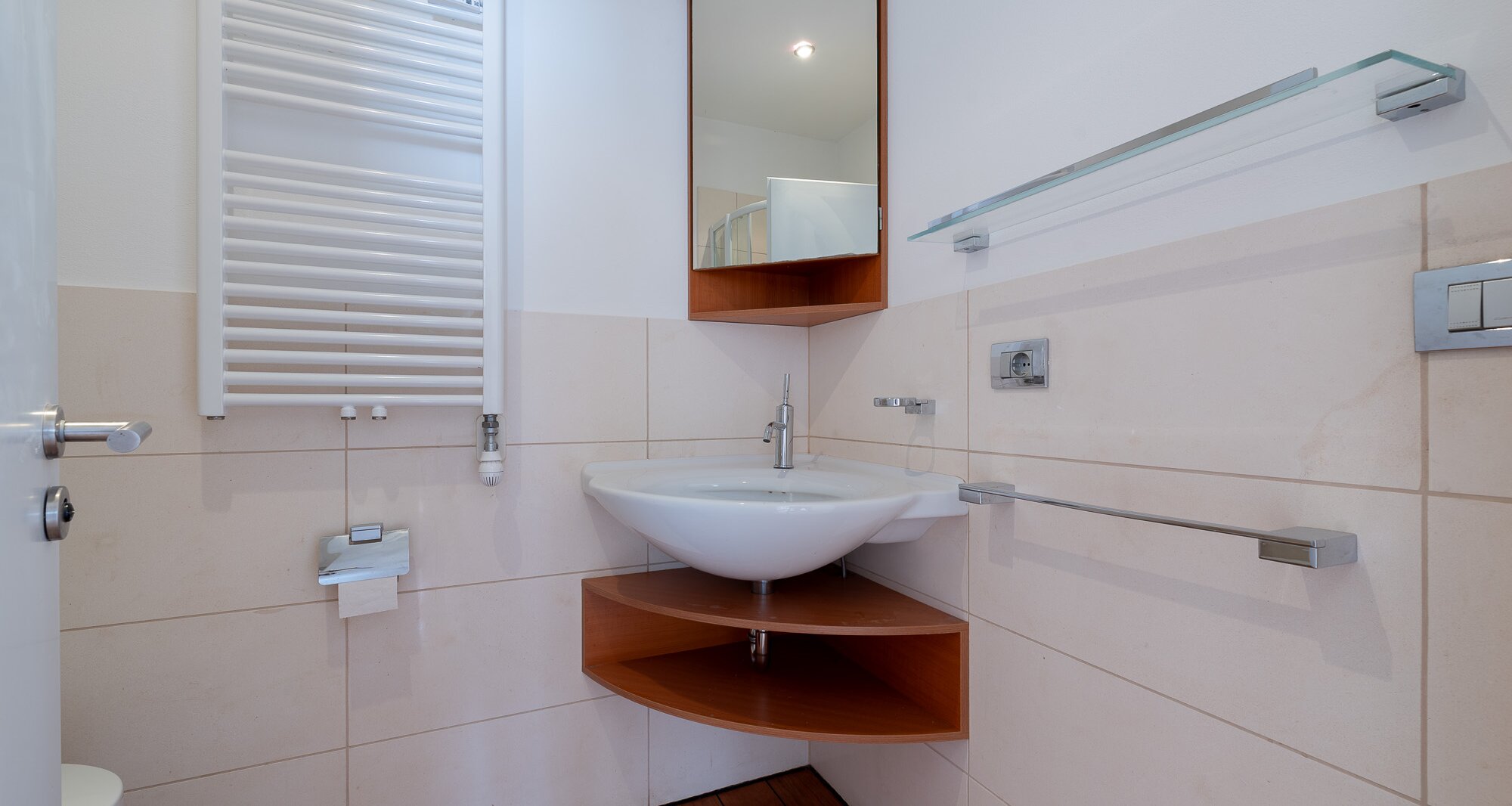 Exklusive Dachgeschosswohnung mit Terrasse und traumhaftem Ausblick in Bestlage