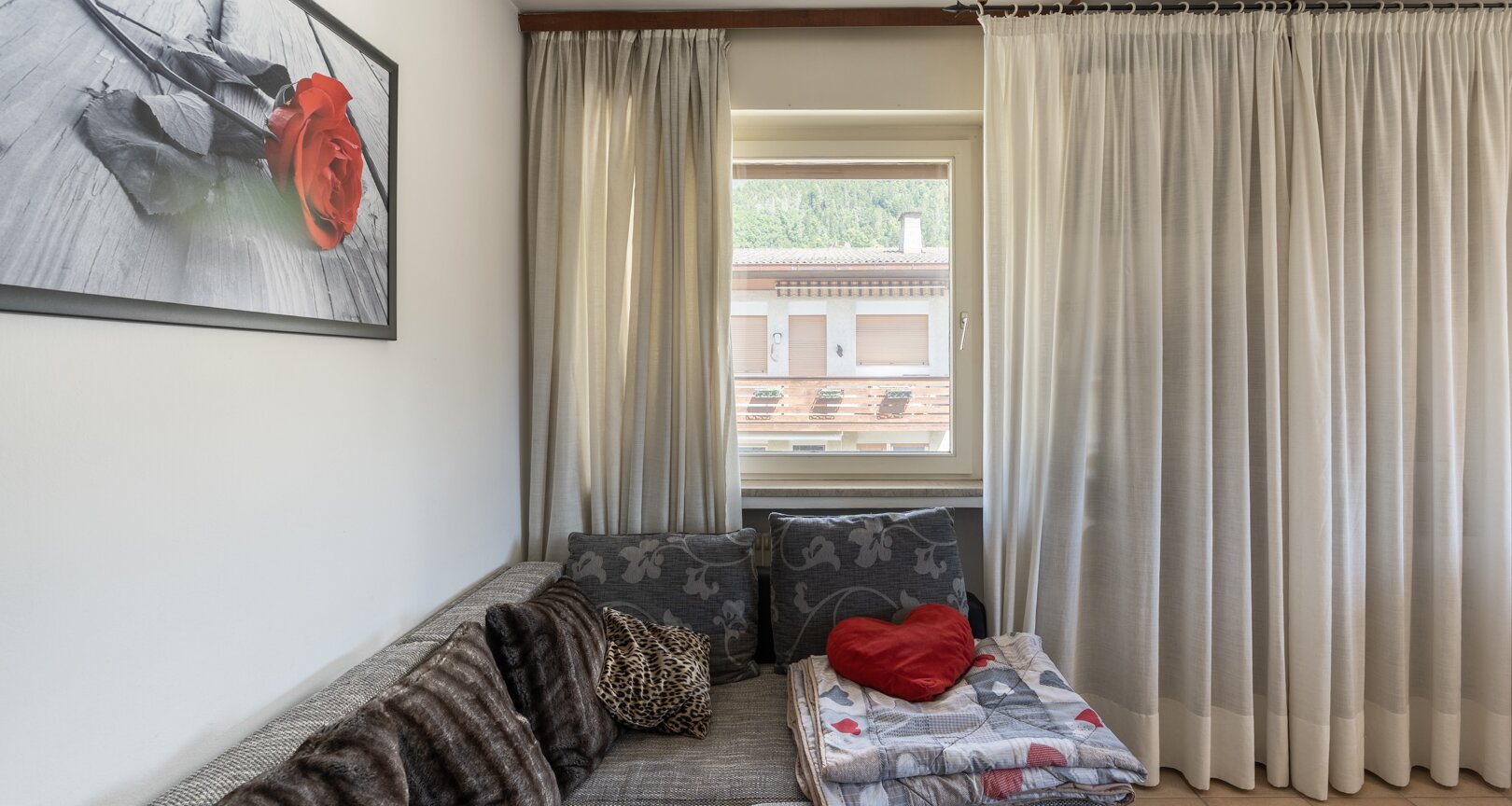 Helle Dachgeschosswohnung in begehrter Wohnlage