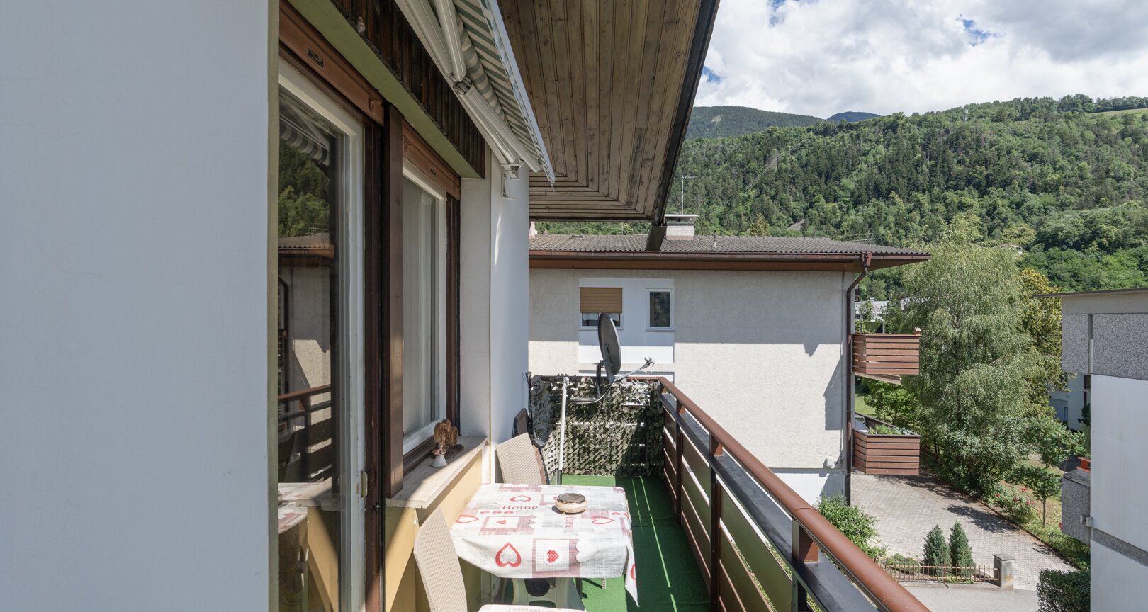 Helle Dachgeschosswohnung in begehrter Wohnlage