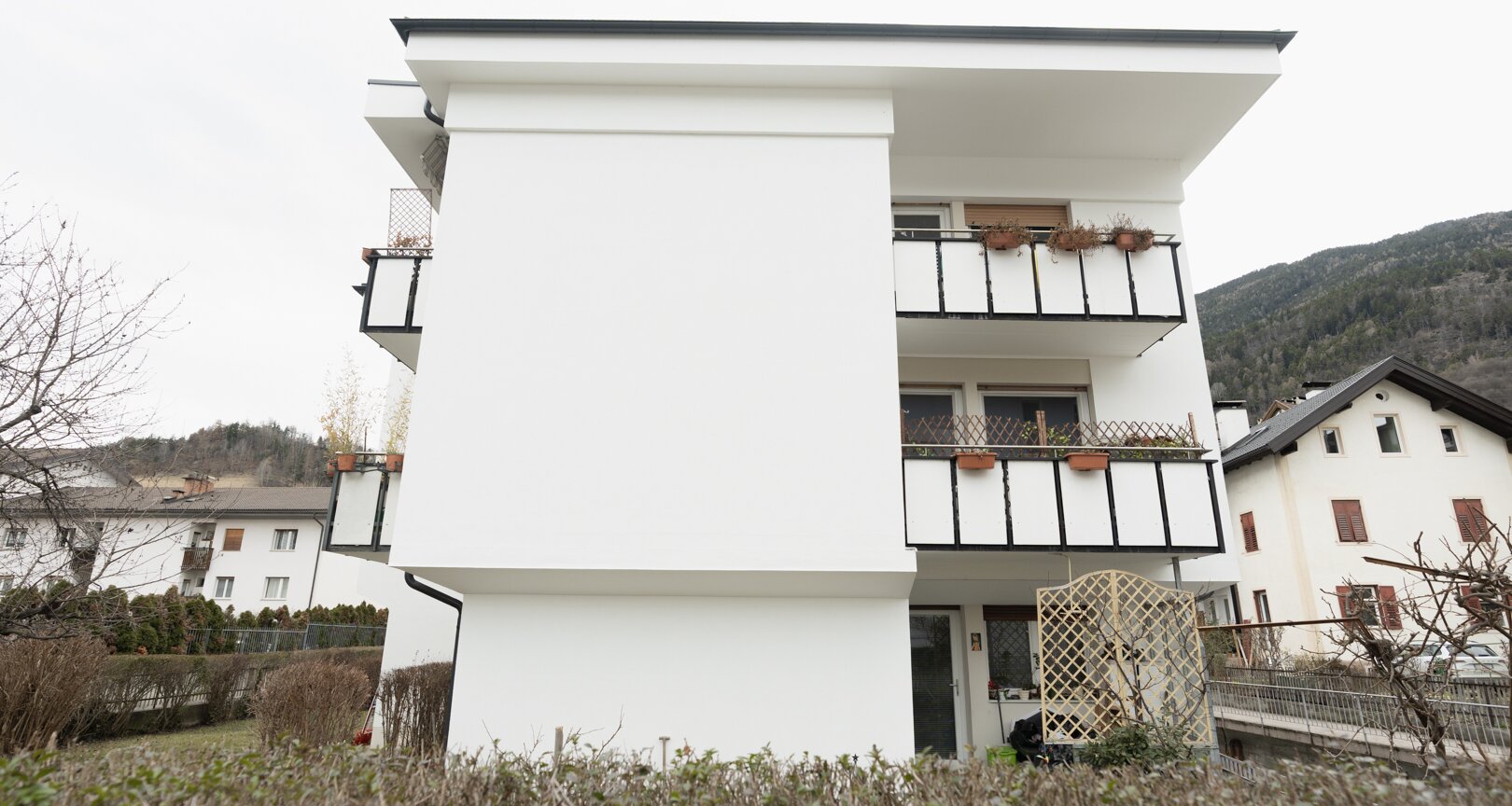 Fünfzimmerwohnung in zentraler Lage mit drei Balkonen