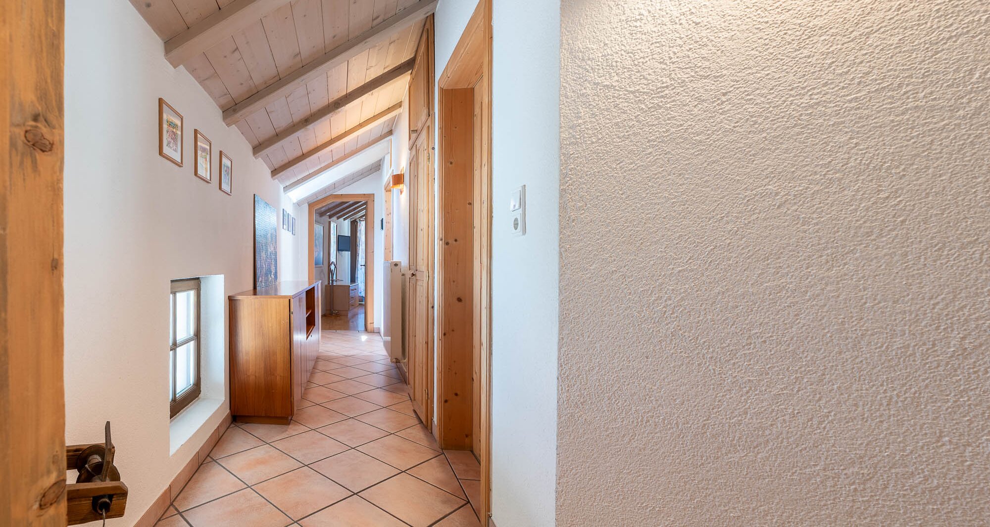Stadthaus in Klausen zu verkaufen – vielseitige Investitionschance
