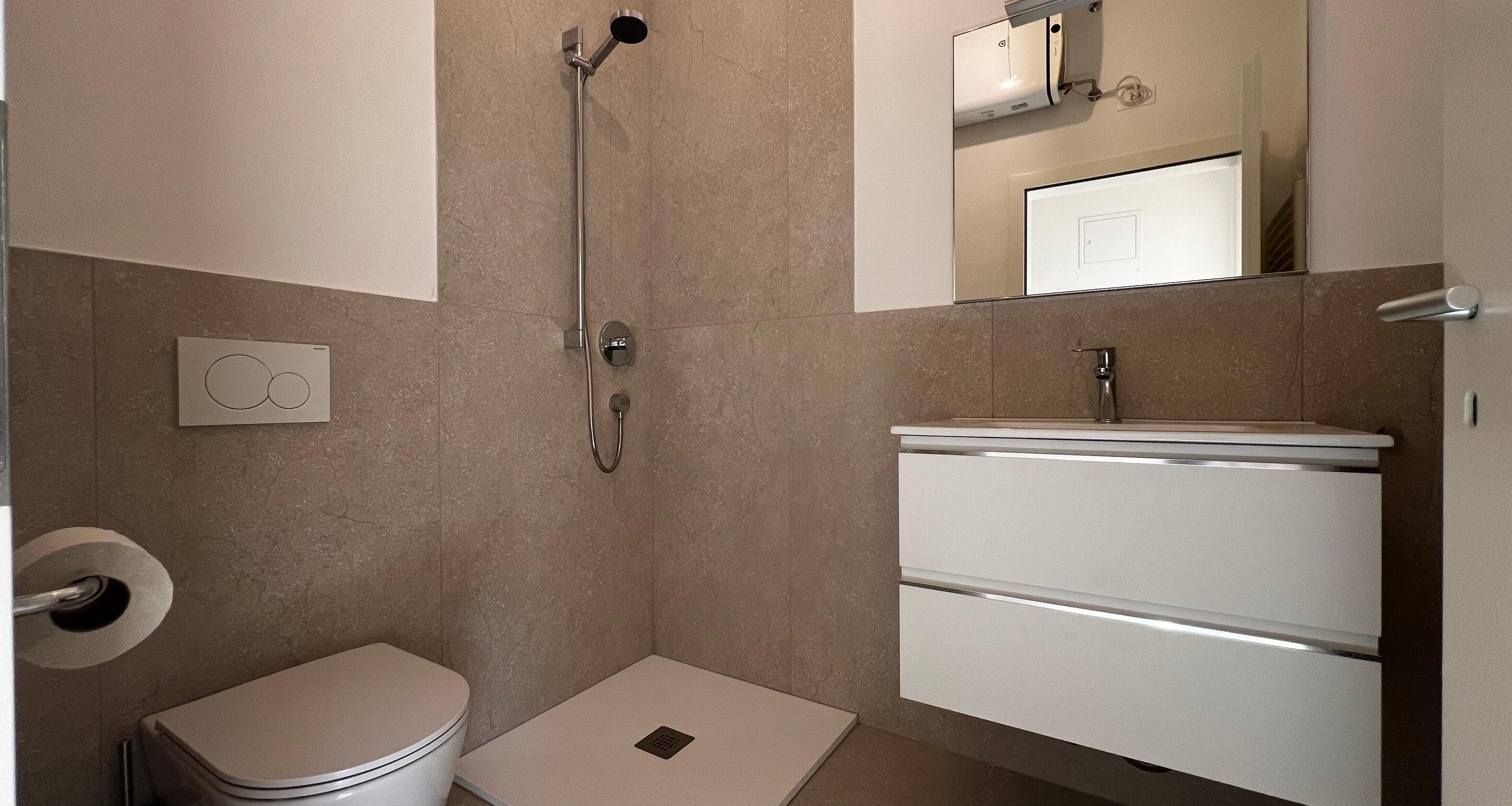Neu renoviertes Büro in zentraler Lage