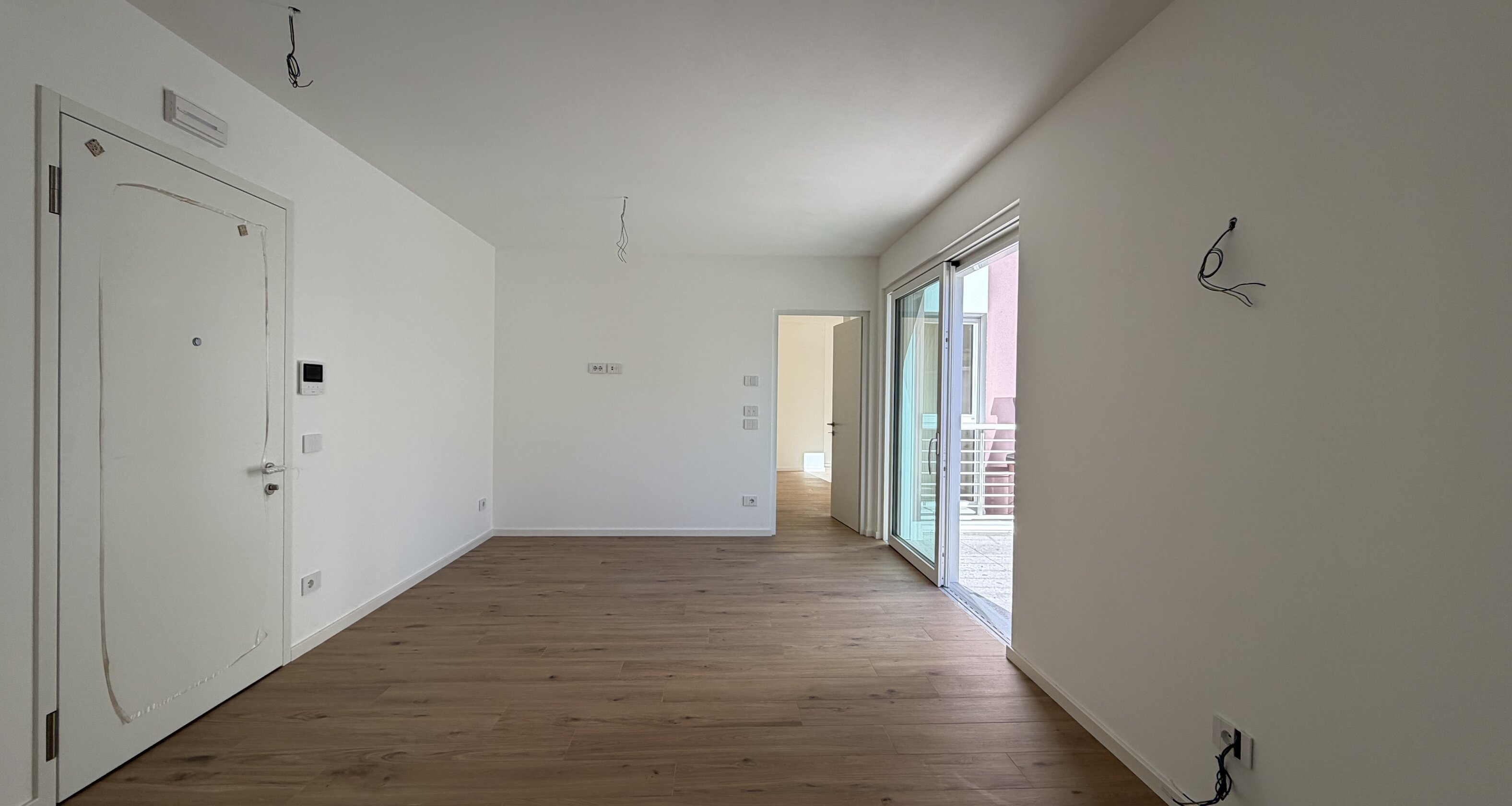 W6 - Neue, große Zweizimmerwohnung mit zwei Terrassen