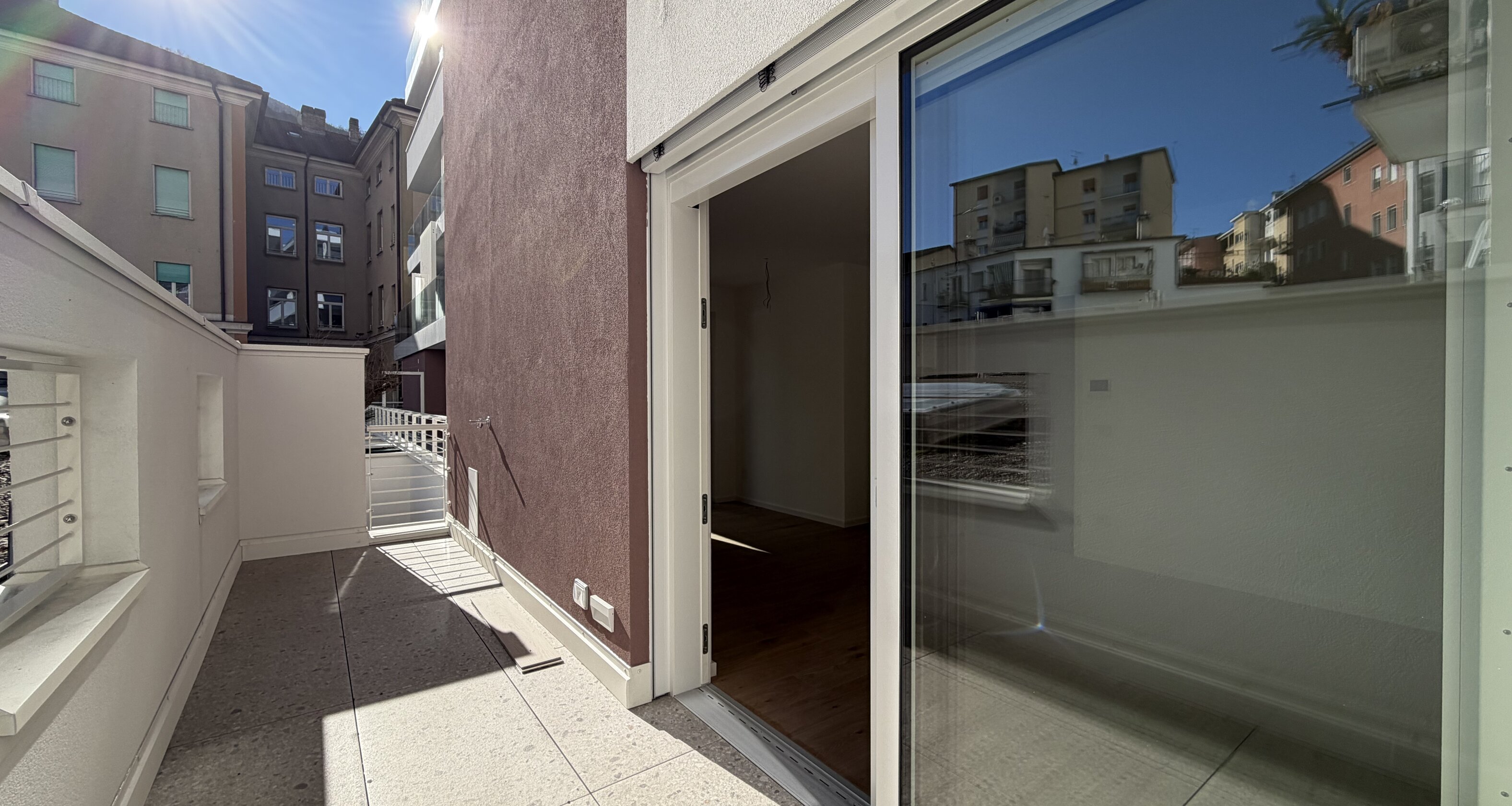 W6 - Neue, große Zweizimmerwohnung mit zwei Terrassen