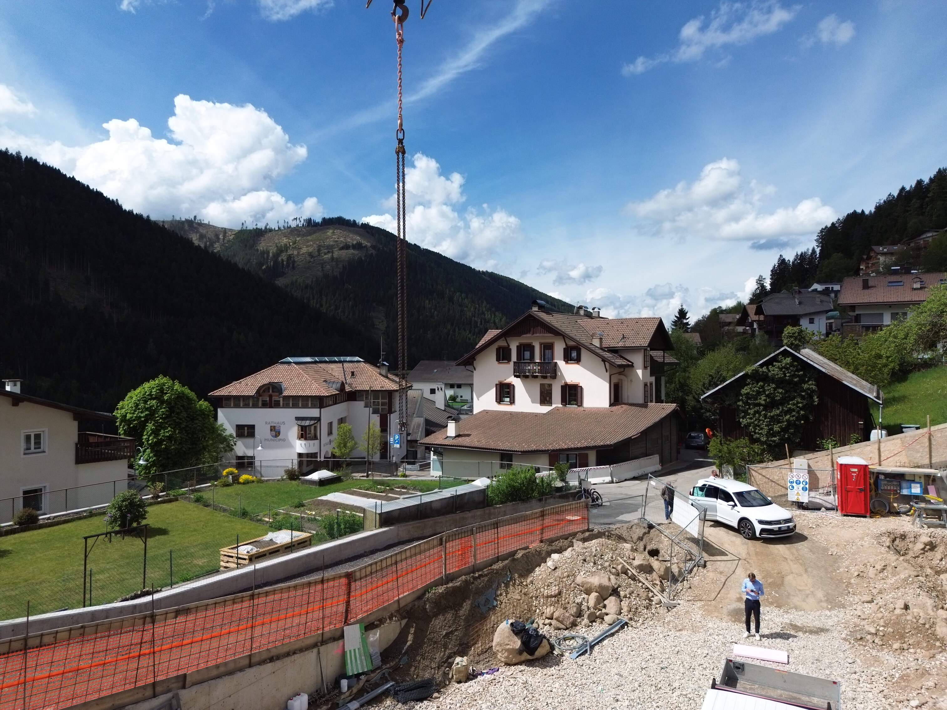 dji_fly_20260508_113704_43_1778234476817_photo_2.jpg