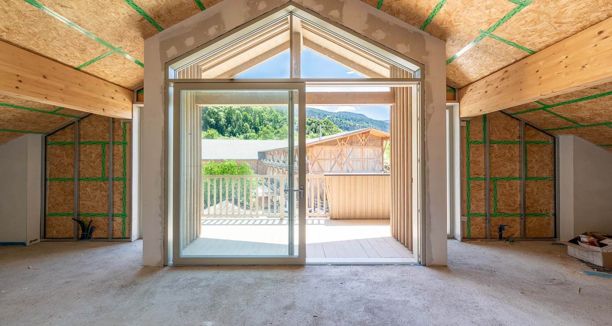 A4: Neue Penthousewohnung mit freiem Blick