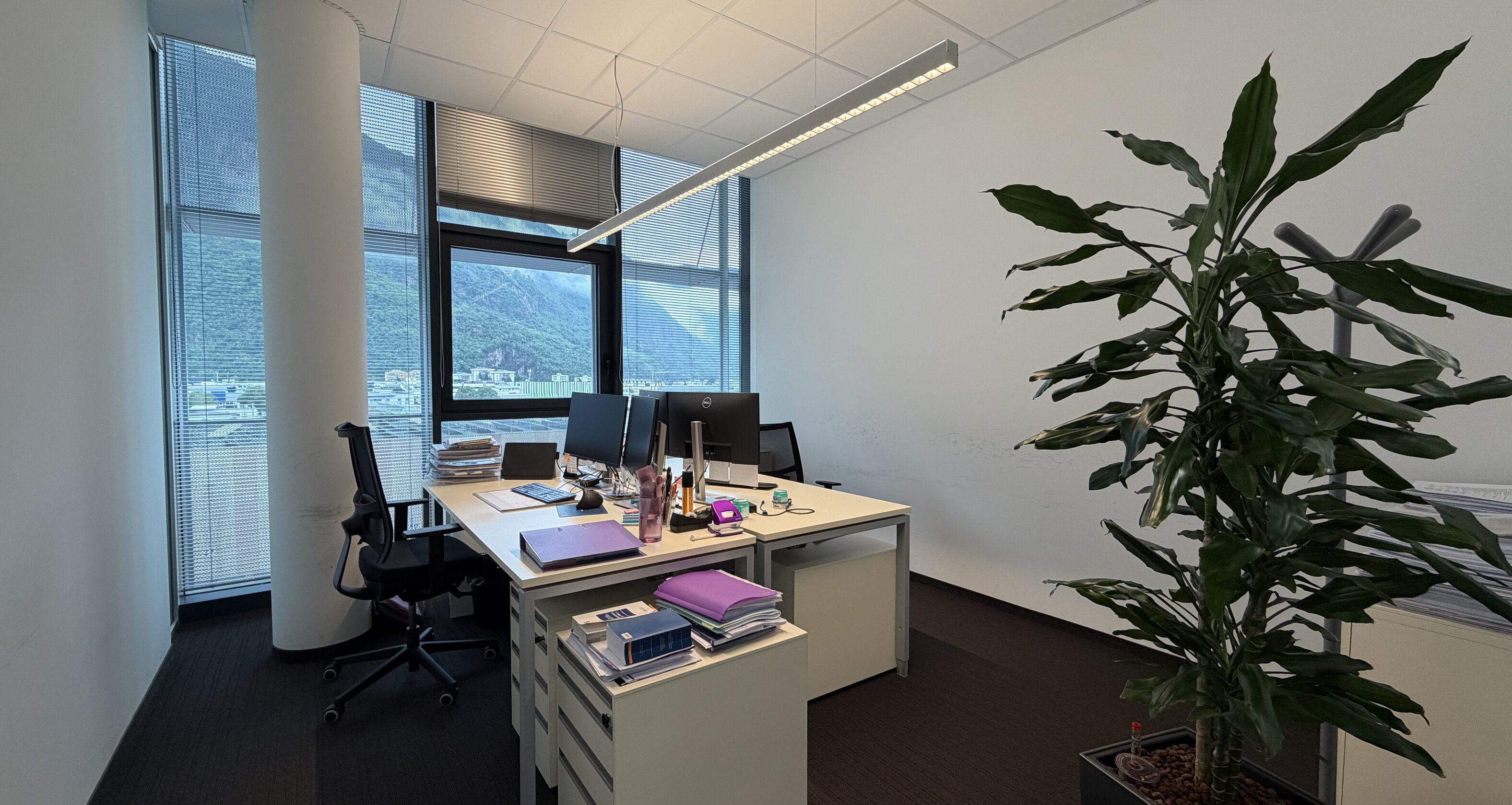 Modernes Büro im 4. Stock