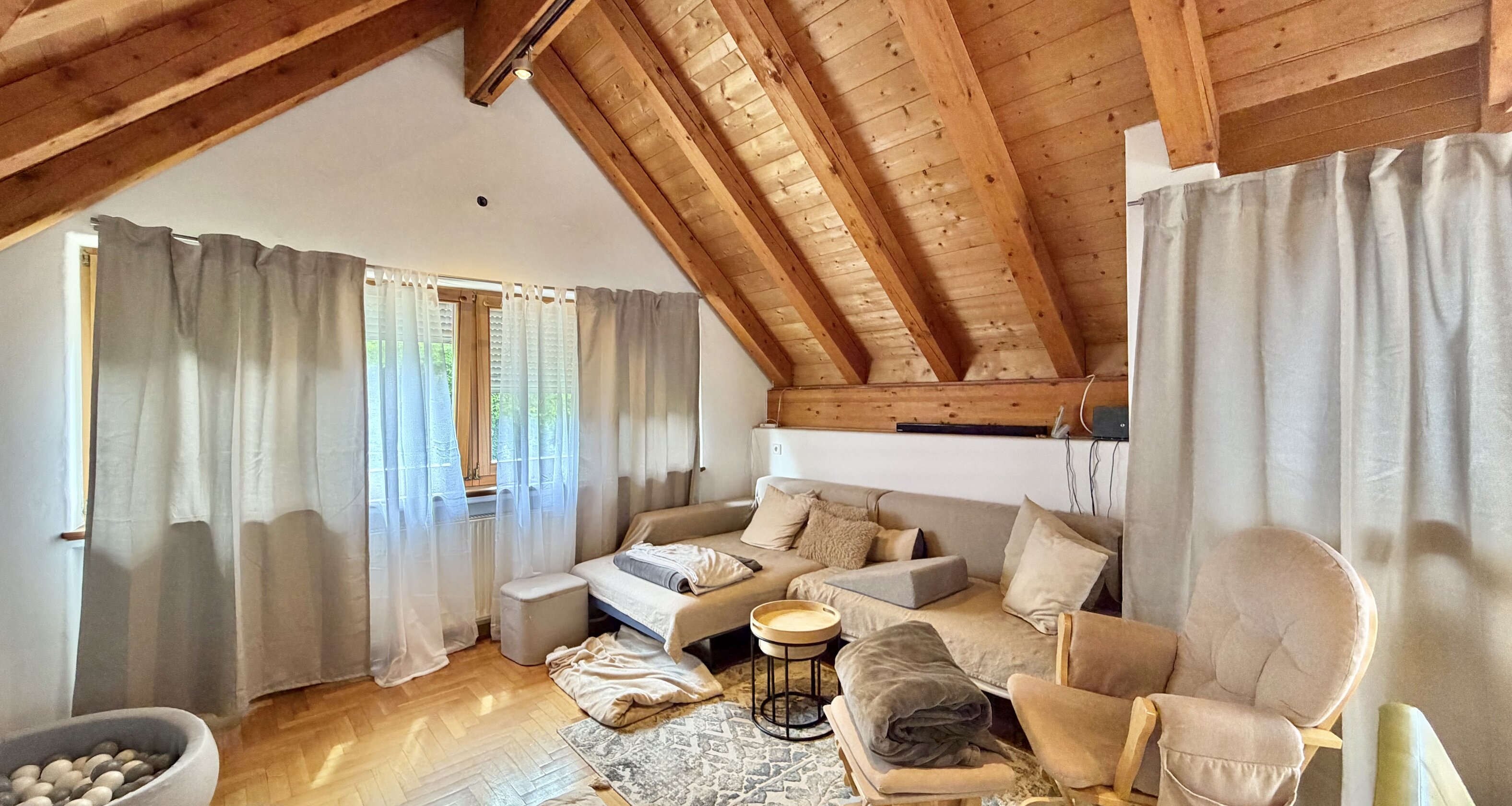 Große 6-Zimmer-Dachgeschosswohnung mit Panoramablick über Brixen